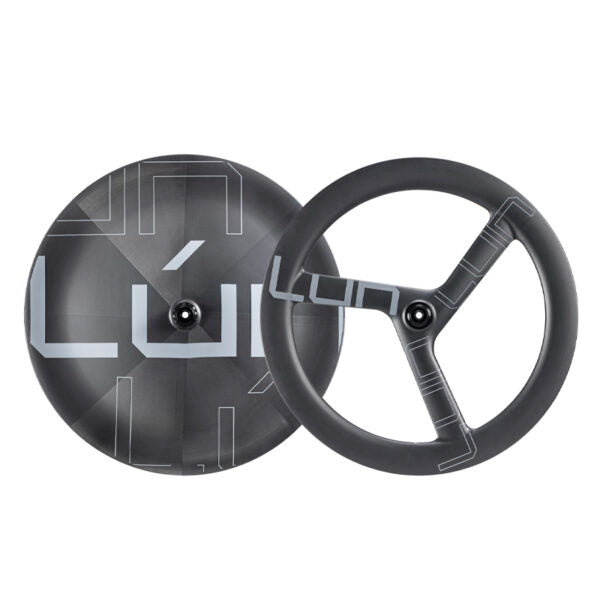 Lún Kronos carbon fiber disc wheel with white LÚN logo for track racing and time trials.