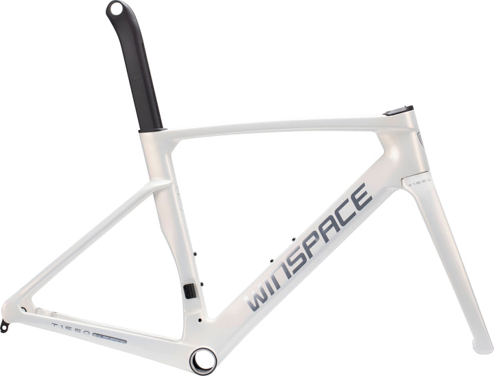 Pearl white T1550 Gen 2 carbon frameset with grey WINSPACE logo and aero seatpost. UCI approved.