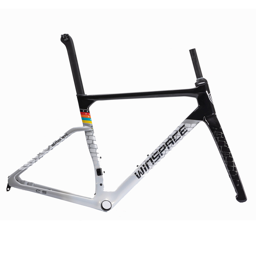 White and black WINSPACE C5 carbon fiber road bike frameset with grey brick pattern, integrated aero seatpost, and C5 logo.