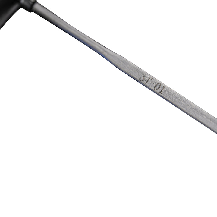 Close-up of Lún HYPER 23 SE carbon spoke, UD finish, showing etched ST-01 marking. Product detail shot.