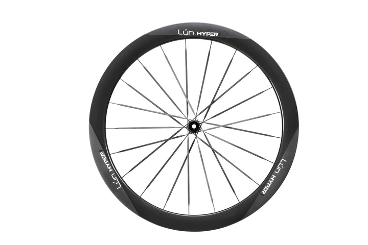 Matte black carbon fiber HYPER 5 bicycle wheel with thin dark spokes and white LUN HYPER branding on the rim.