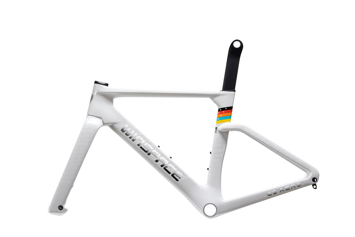 White Winspace C5 Aero carbon frame, black branding, colorful seat tube stripe, T-tail seatpost.