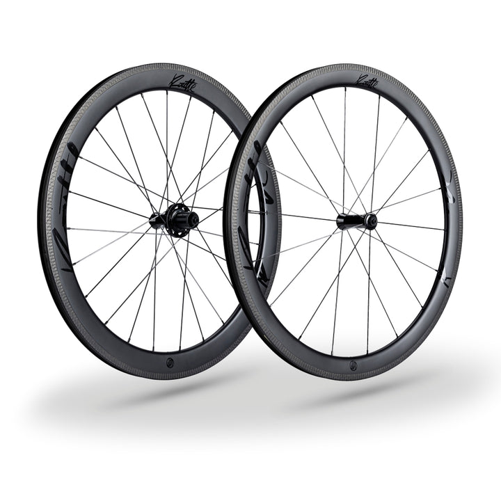 Lún Routte SE 45mm & 54mm carbon fiber road bike wheelset, matte grey, rim brake.