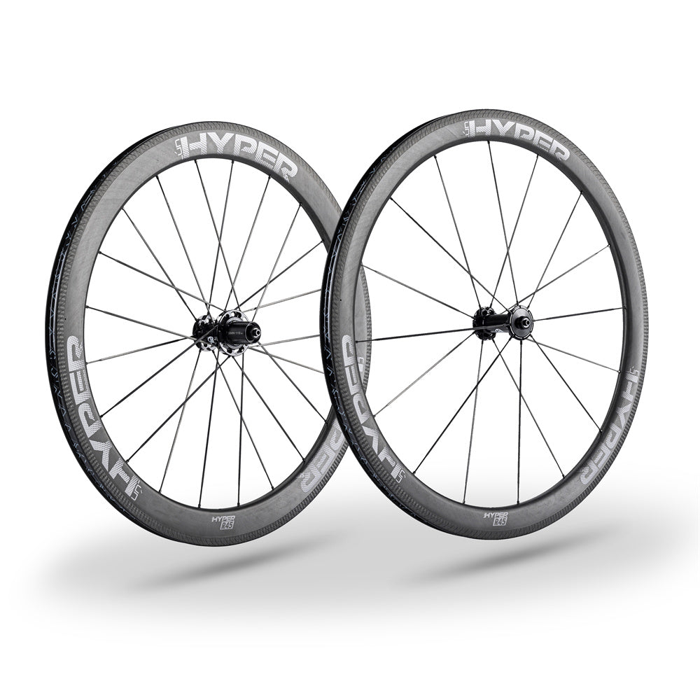 Lún HYPER 23 SE R45 rim brake wheelset, matte UD carbon, grey HYPER logos, carbon spokes, 46mm front, 54mm rear rim depth.