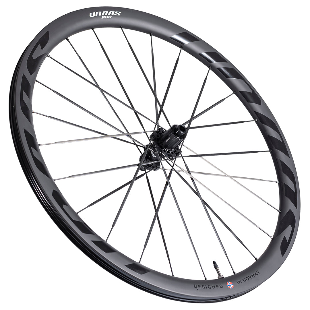 UNAAS Pro D40 carbon disc wheelset, 40mm depth, matte black, gray graphics, carbon spokes.