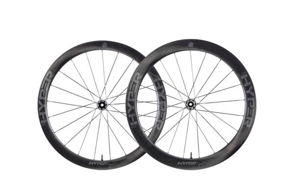 Winspace HYPER complete carbon fiber road bike in dark gray, featuring HYPER Light wheels.