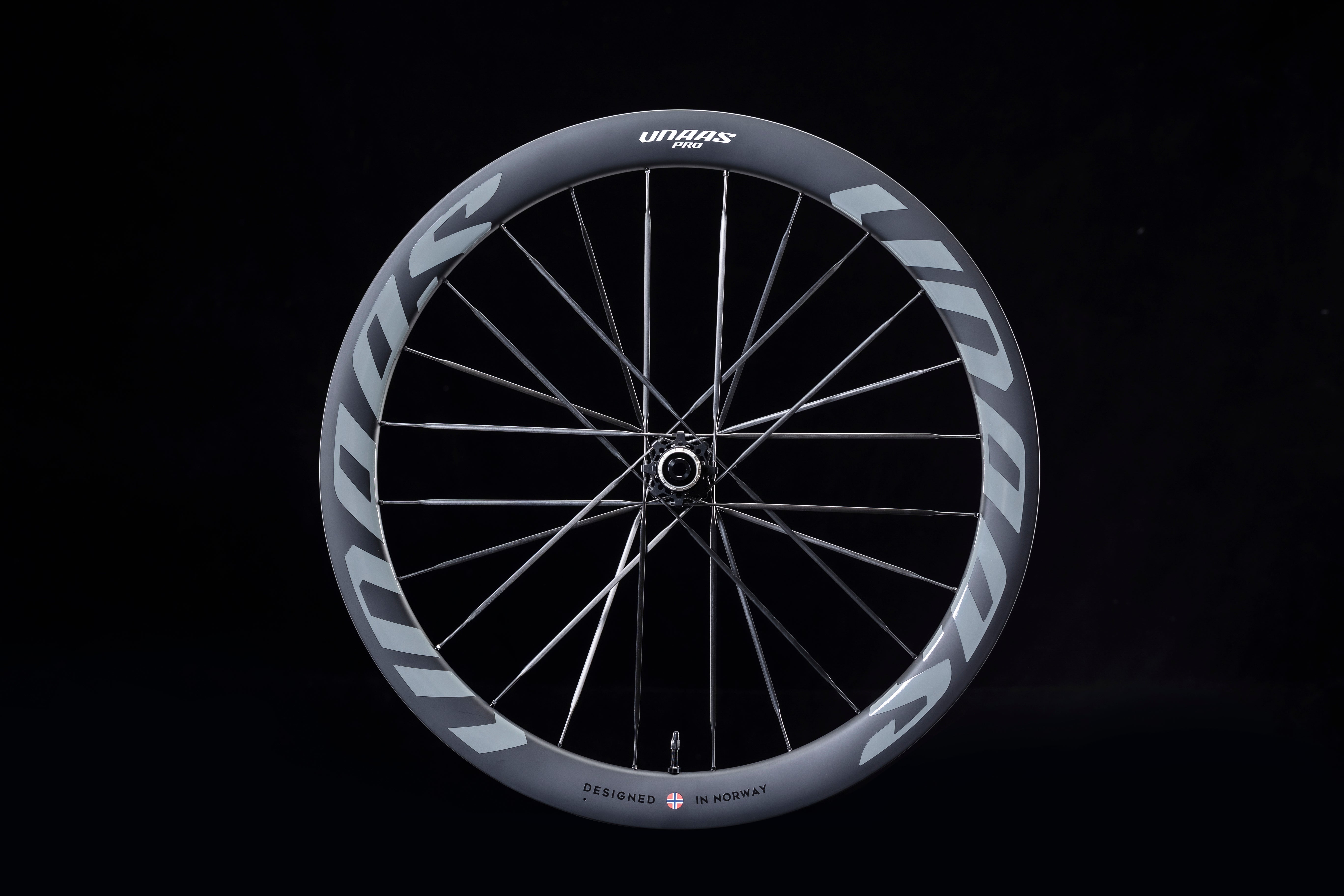 UNAAS Pro D50 Disc Wheels | 50mm Carbon, Black – Winspace